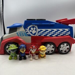 Power Patrol Ready Race Rescue Mobile Pit Stop Team Vehicle & 4 Figures